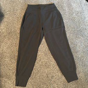 NWOT Athleta High Waist Jogger - SP